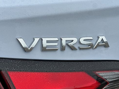 New 2025 Nissan Versa SV w/ Trunk Package image 32