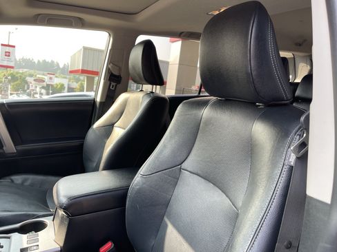 Certified 2022 Toyota 4Runner Limited AWD/4WD image 18