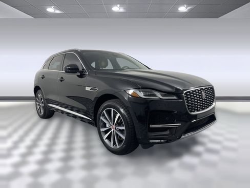 New 2023 Jaguar F-PACE S image 5