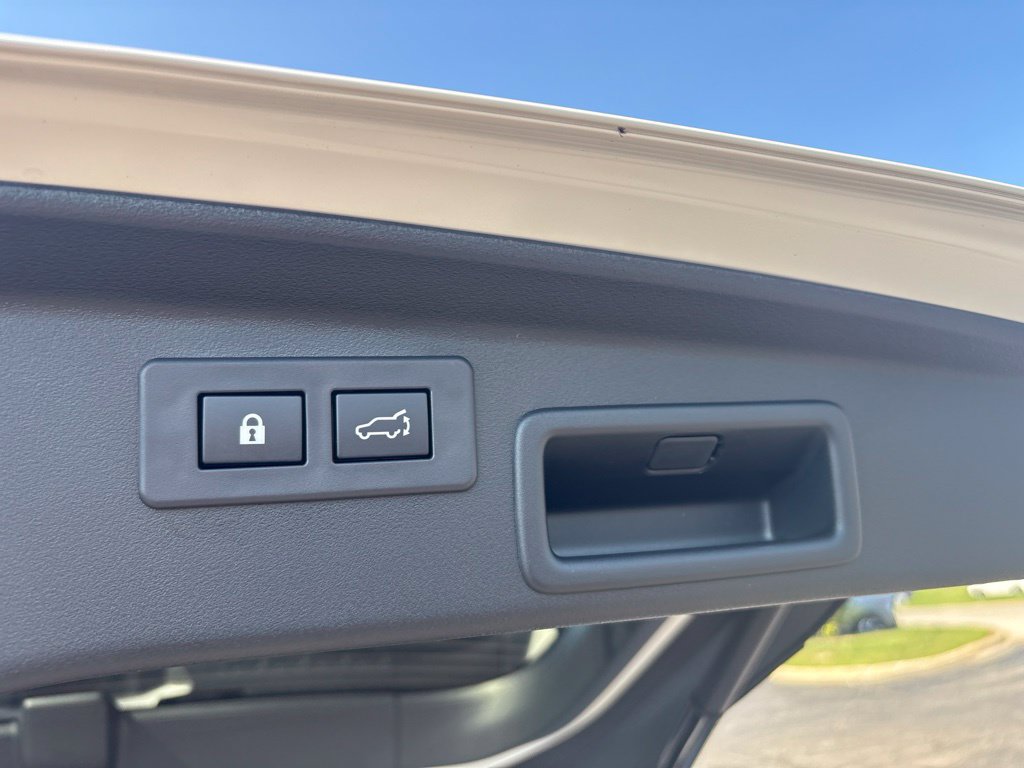New 2026 Subaru Outback Touring XT AWD/4WD image 26