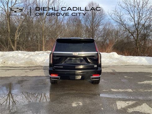 Certified 2024 Cadillac Escalade Premium Luxury w/ Performance Package image 6