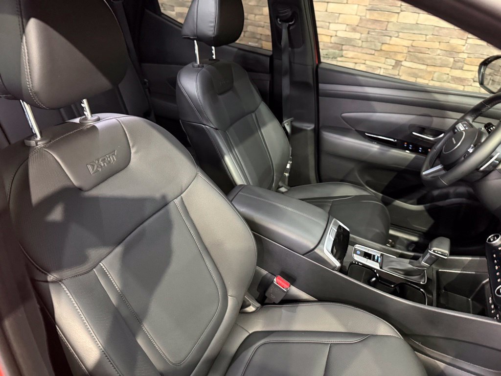 Used 2025 Hyundai Santa Cruz XRT AWD/4WD image 3