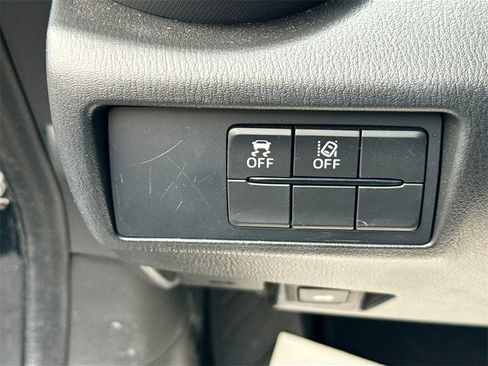 Used 2021 MAZDA MX-5 Miata Grand Touring image 9