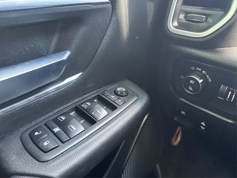 Used 2019 RAM 1500 Big Horn image 28