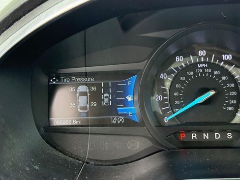 Used 2019 Ford Edge Titanium w/ Equipment Group 301A FWD image 22