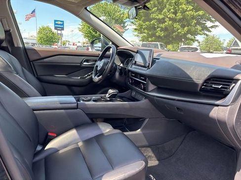 Used 2023 Nissan Rogue SV w/ SV Premium Package AWD/4WD image 45