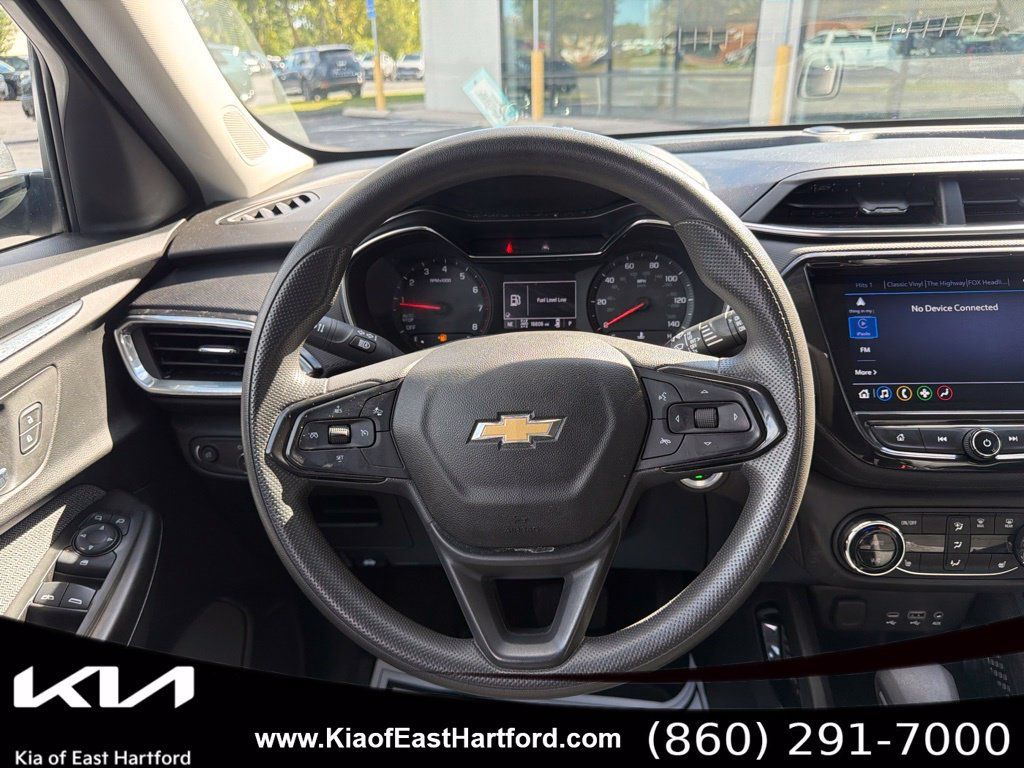 Used 2023 Chevrolet TrailBlazer LT w/ Convenience Package AWD/4WD image 24