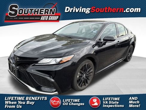 Used 2024 Toyota Camry XSE FWD image 1