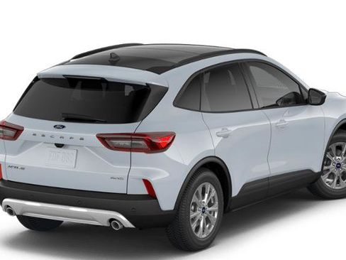 New 2026 Ford Escape Active w/ Active Premium Tech Pack image 3