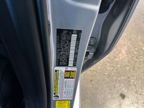 Used 2025 Toyota Camry LE image 29