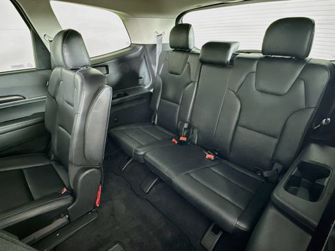Used 2025 Kia Telluride S AWD/4WD image 30