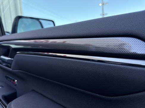 Used 2024 GMC Sierra 1500 AT4 w/ Technology Package image 38