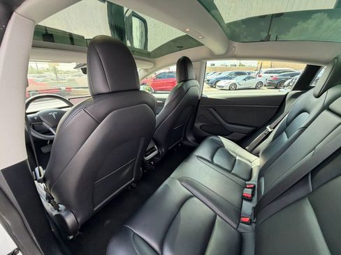 Used 2022 Tesla Model 3 RWD image 21