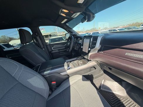 Used 2023 RAM 2500 Big Horn w/ Level 1 Equipment Group image 25