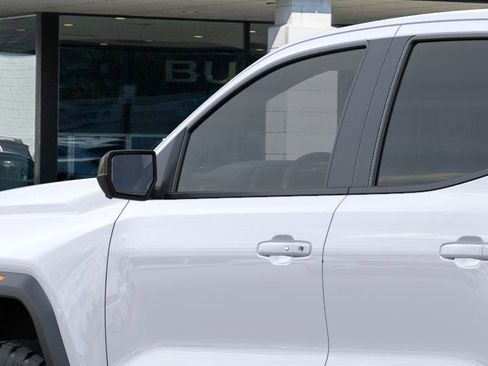 New 2026 GMC Canyon Elevation w/ Convenience Package image 15