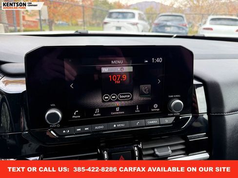 Used 2025 Nissan Pathfinder SV image 28