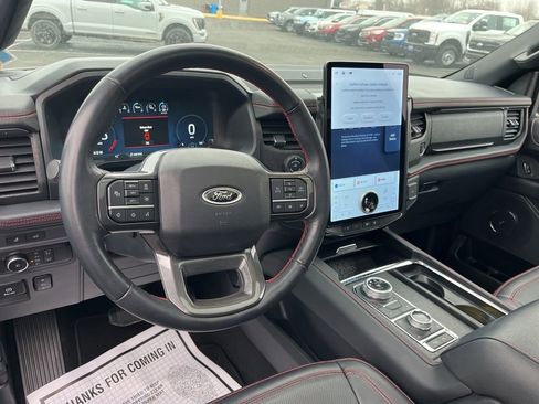 Used 2023 Ford Expedition Max Limited image 10