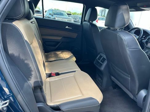 Certified 2021 Volkswagen Atlas Cross Sport SE AWD/4WD image 39