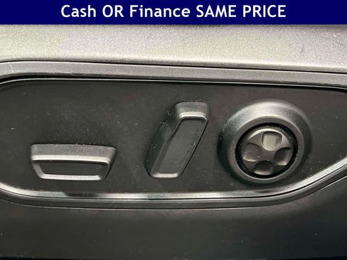 Used 2022 Jeep Grand Cherokee Altitude AWD/4WD image 20