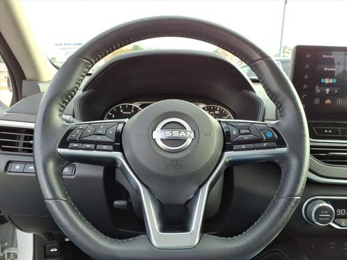 Used 2023 Nissan Altima 2.5 SL image 21