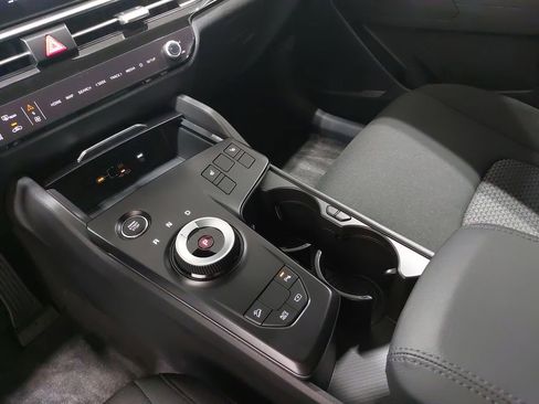 New 2026 Kia Sportage S image 24