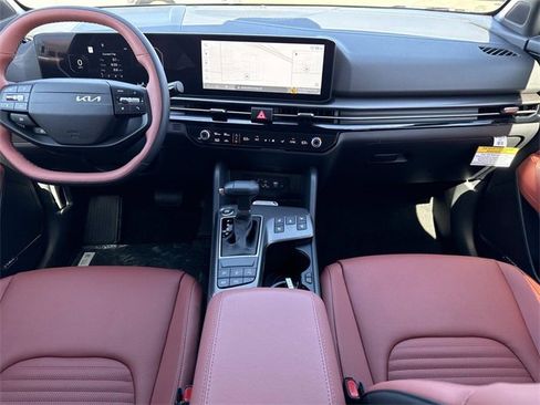 New 2026 Kia Sportage SX image 18