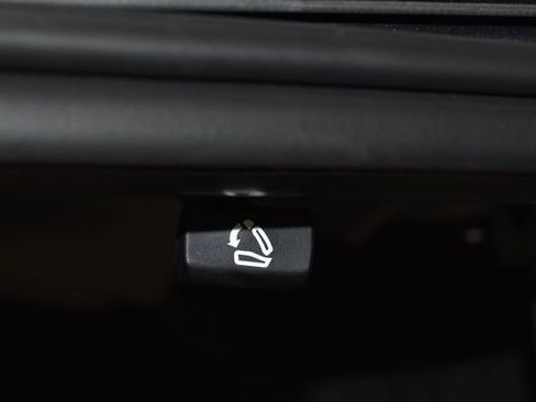 Used 2024 Volkswagen Jetta SE image 34