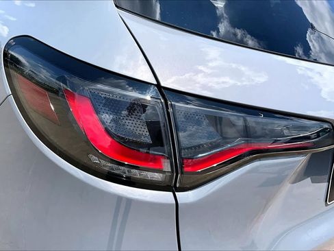 Used 2023 Honda HR-V Sport image 28