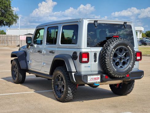Used 2023 Jeep Wrangler Unlimited w/ Sun & Screen Package AWD/4WD image 4