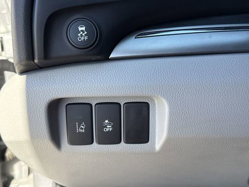 Used 2019 Acura ILX FWD image 17