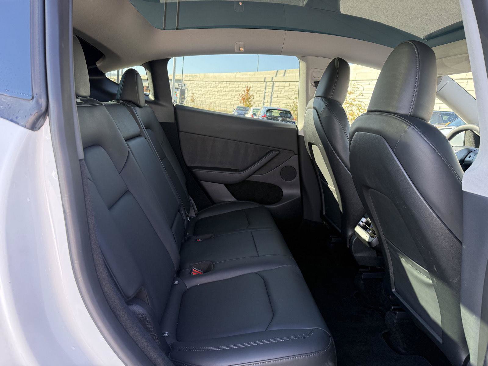 Used 2023 Tesla Model Y Long Range AWD/4WD image 20
