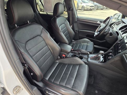 Used 2018 Volkswagen GTI SE w/ SE Leather Package FWD image 27