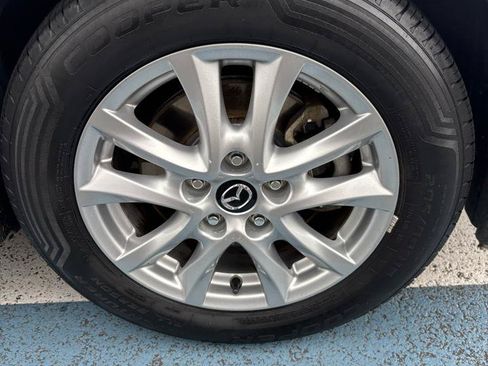 Used 2017 MAZDA MAZDA3 Sport FWD image 23