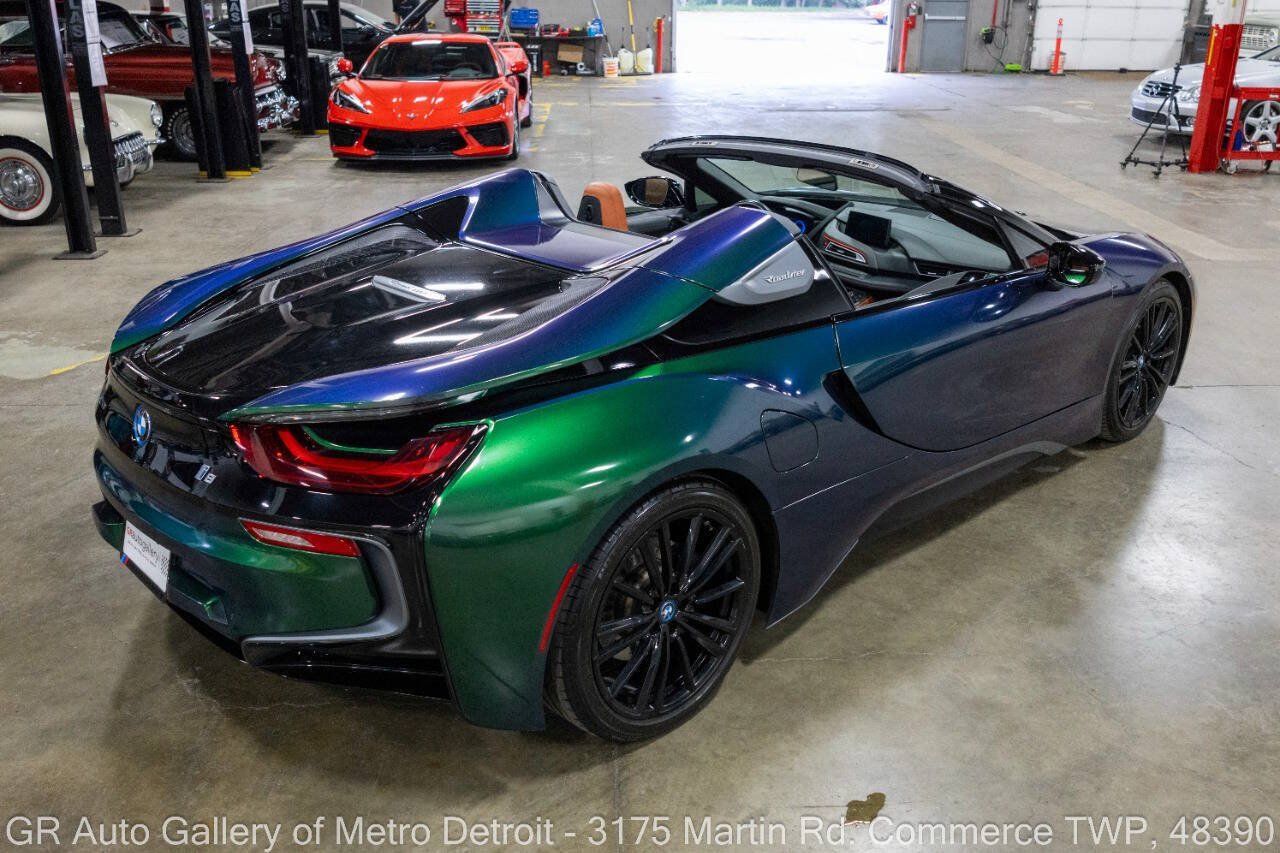 Used 2019 BMW i8 Roadster AWD/4WD image 8