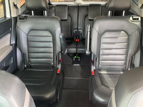 Used 2022 Volkswagen Atlas SEL Premium AWD/4WD image 36