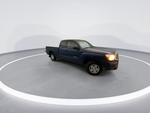 Used 2013 Toyota Tacoma 2WD Access Cab w/ SR5 Pkg image 2