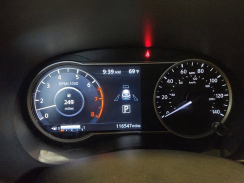 Used 2019 Nissan Kicks SV FWD image 23