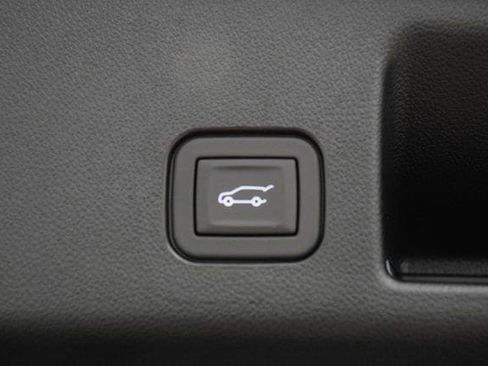 New 2026 Chevrolet Equinox EV LT w/ Convenience Package II FWD image 24