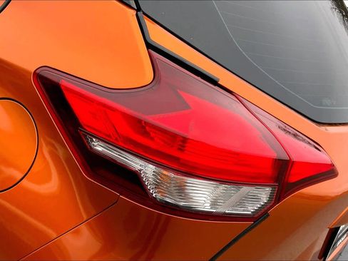 Used 2019 Nissan Kicks SV image 28