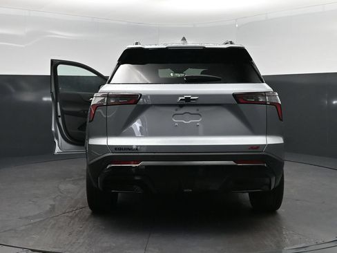 New 2026 Chevrolet Equinox RS w/ Convenience Package III FWD image 6