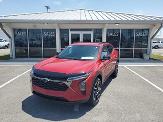 Used 2026 Chevrolet Trax RS w/ Sunroof Package FWD video 1