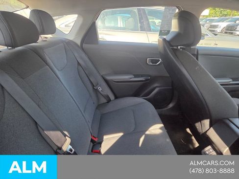 Used 2025 Kia K4 FWD image 11