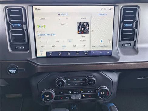 Used 2023 Ford Bronco Outer Banks AWD/4WD image 12
