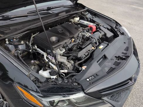 Used 2022 Toyota Camry SE FWD image 36