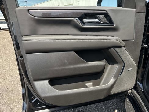 New 2026 GMC Yukon XL Elevation w/ Elevation Premium Package AWD/4WD image 21
