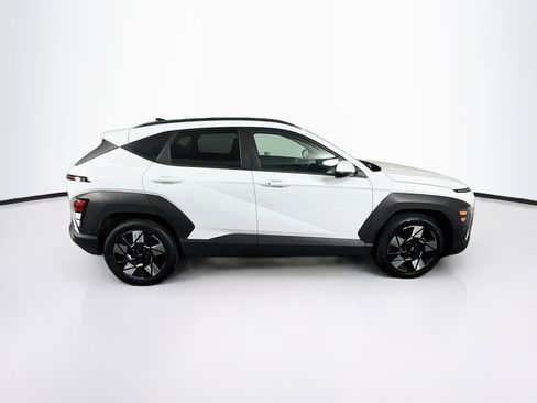 Used 2025 Hyundai Kona SEL FWD image 10