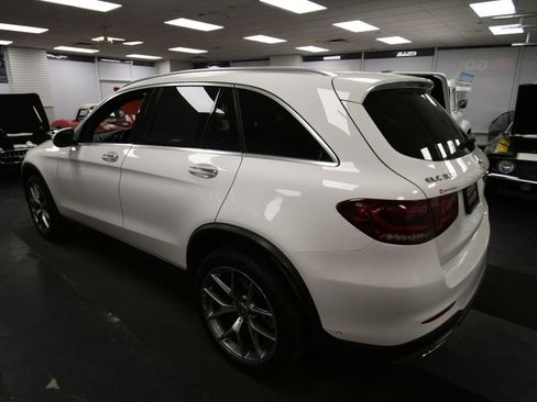 Used 2022 Mercedes-Benz GLC 300 4MATIC image 6