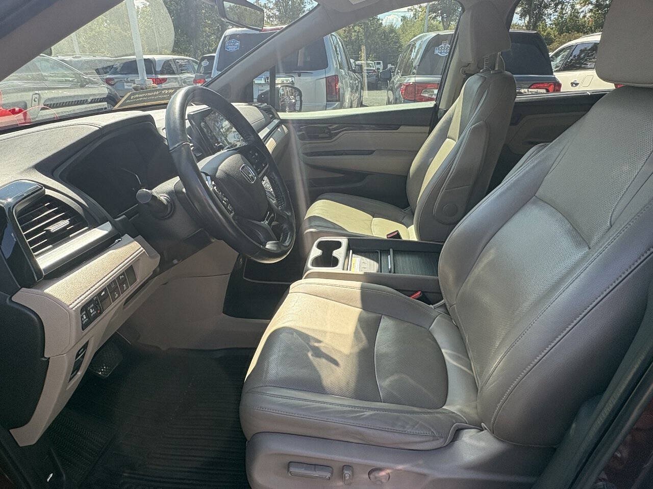 Used 2020 Honda Odyssey Elite image 13