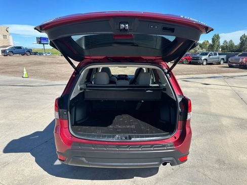 Used 2019 Subaru Forester Premium AWD/4WD image 24