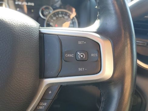 Used 2024 RAM 2500 Big Horn AWD/4WD image 18